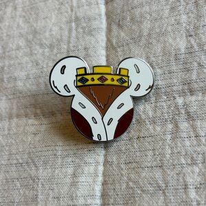 Disney Pins— Prince John blind box pin